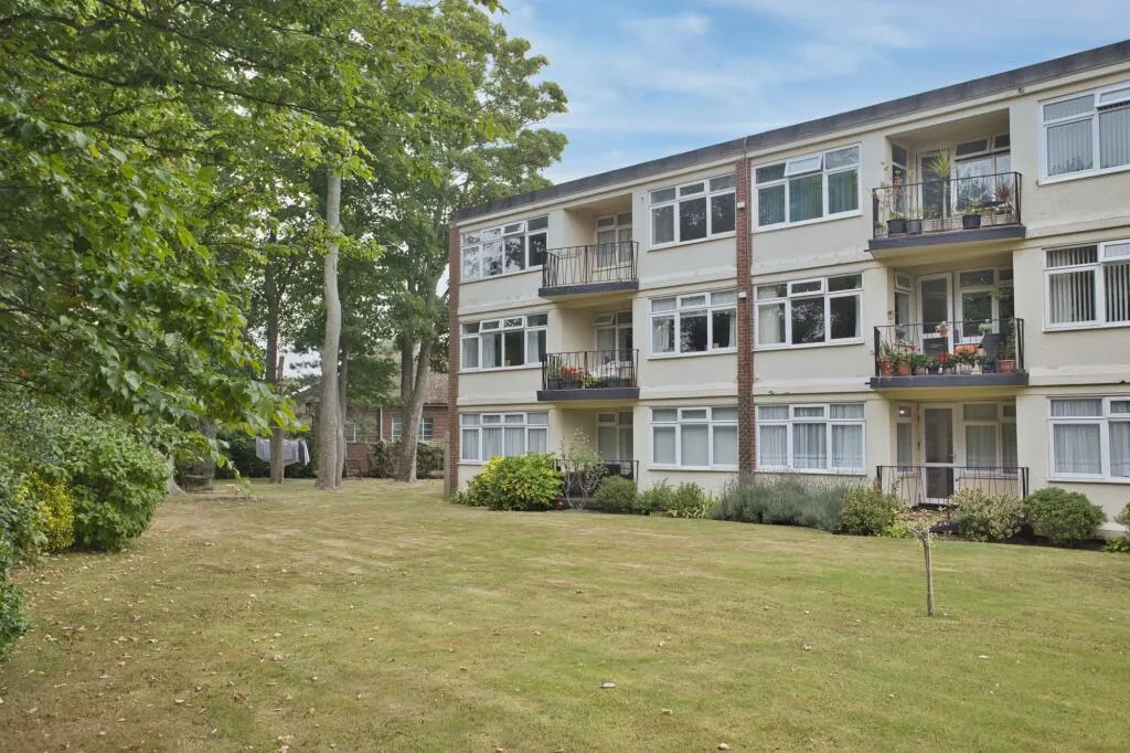2 bed Apartment