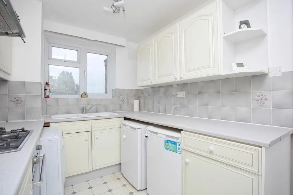 2 bed Apartment