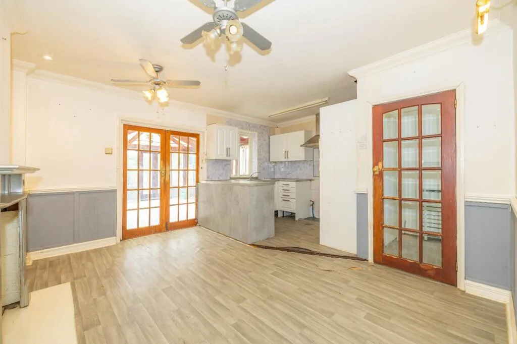3 bed Semi-Detached