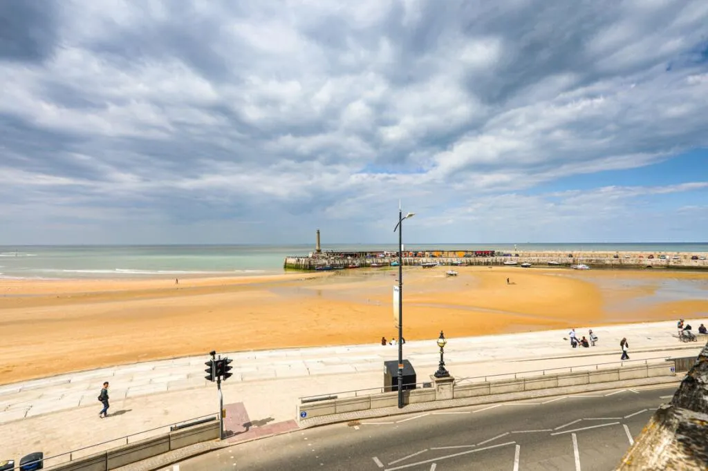 2 bed Apartment