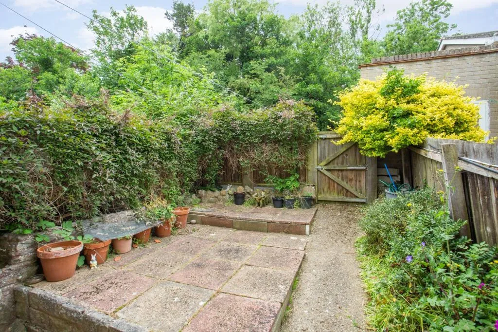 2 bed Terraced