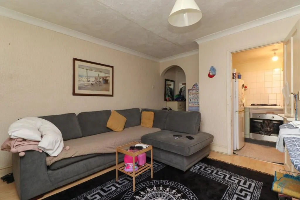 4 bed Terraced