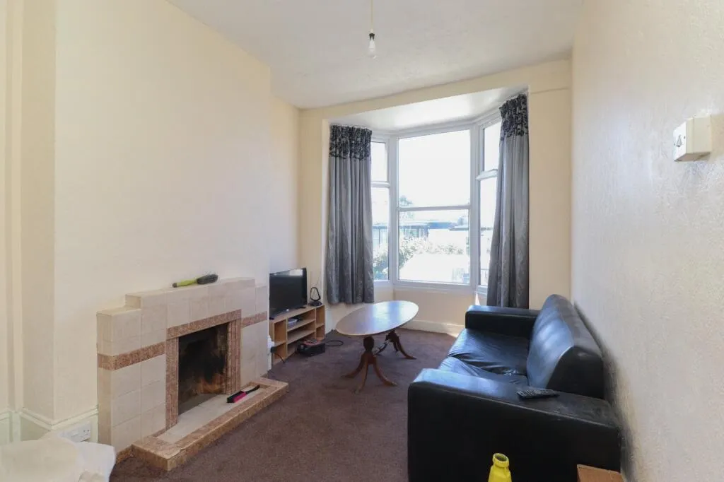 4 bed Terraced