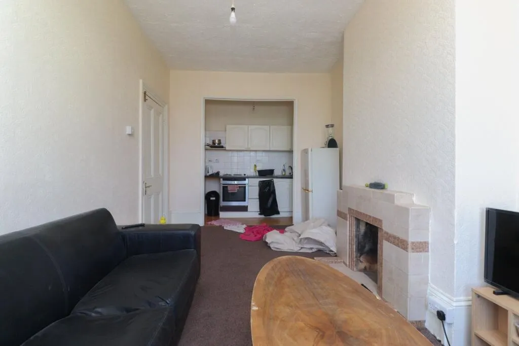 4 bed Terraced