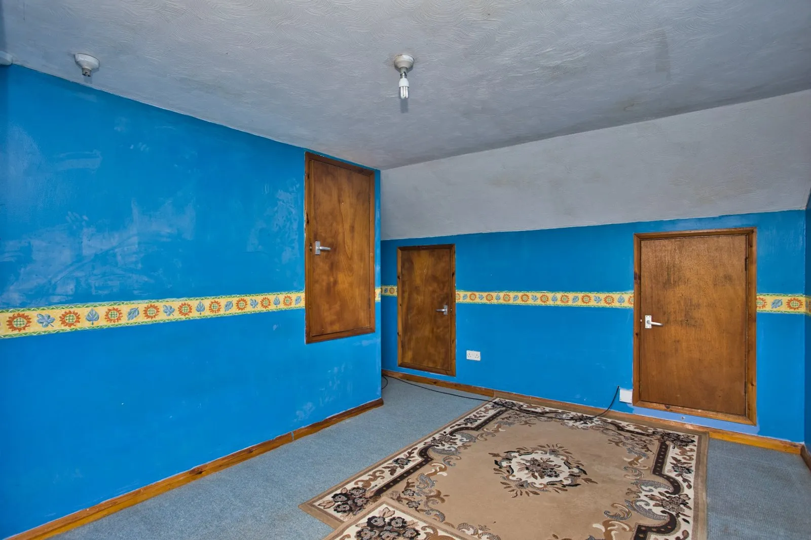 3 bed Terraced