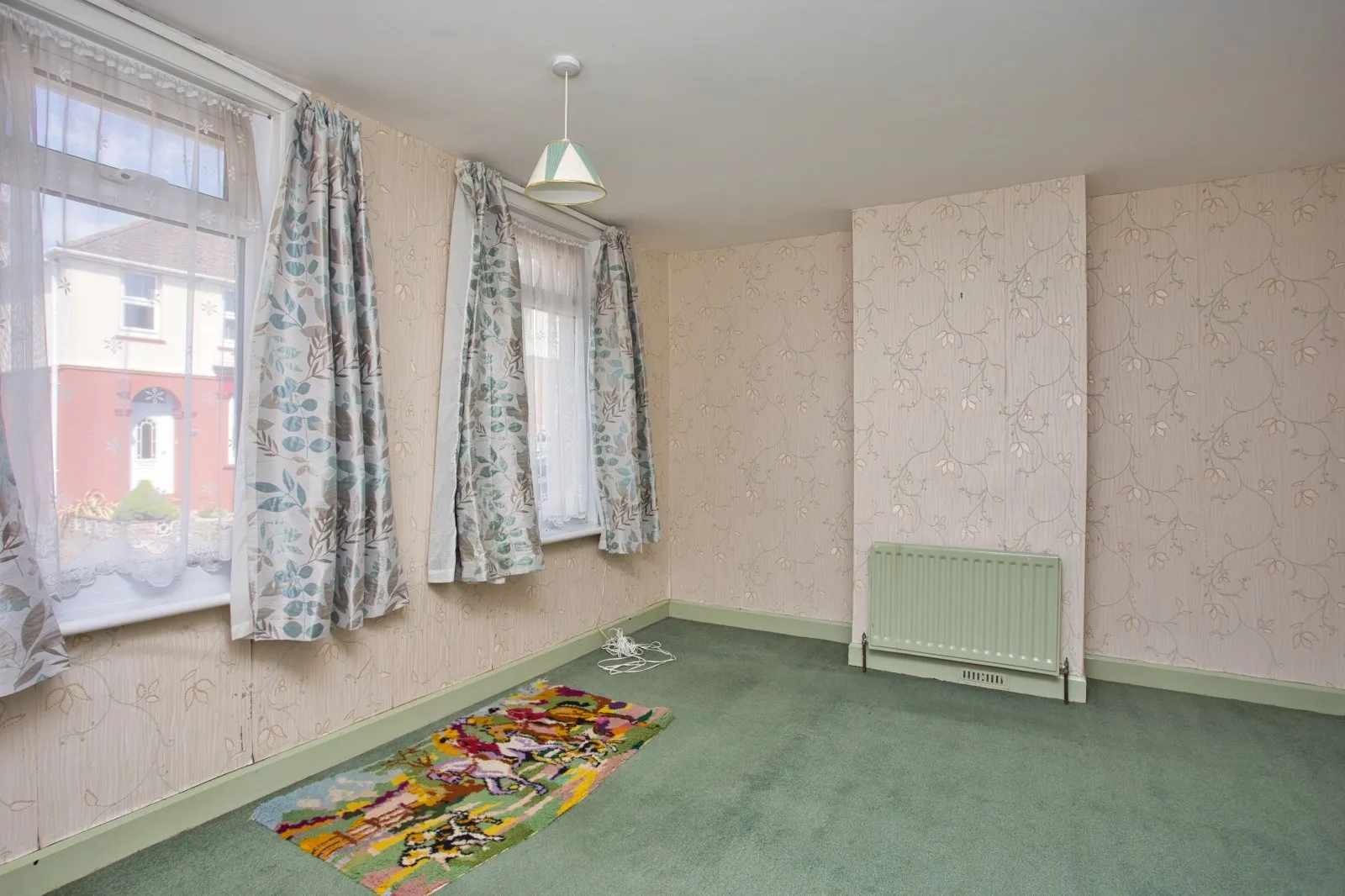 3 bed Terraced