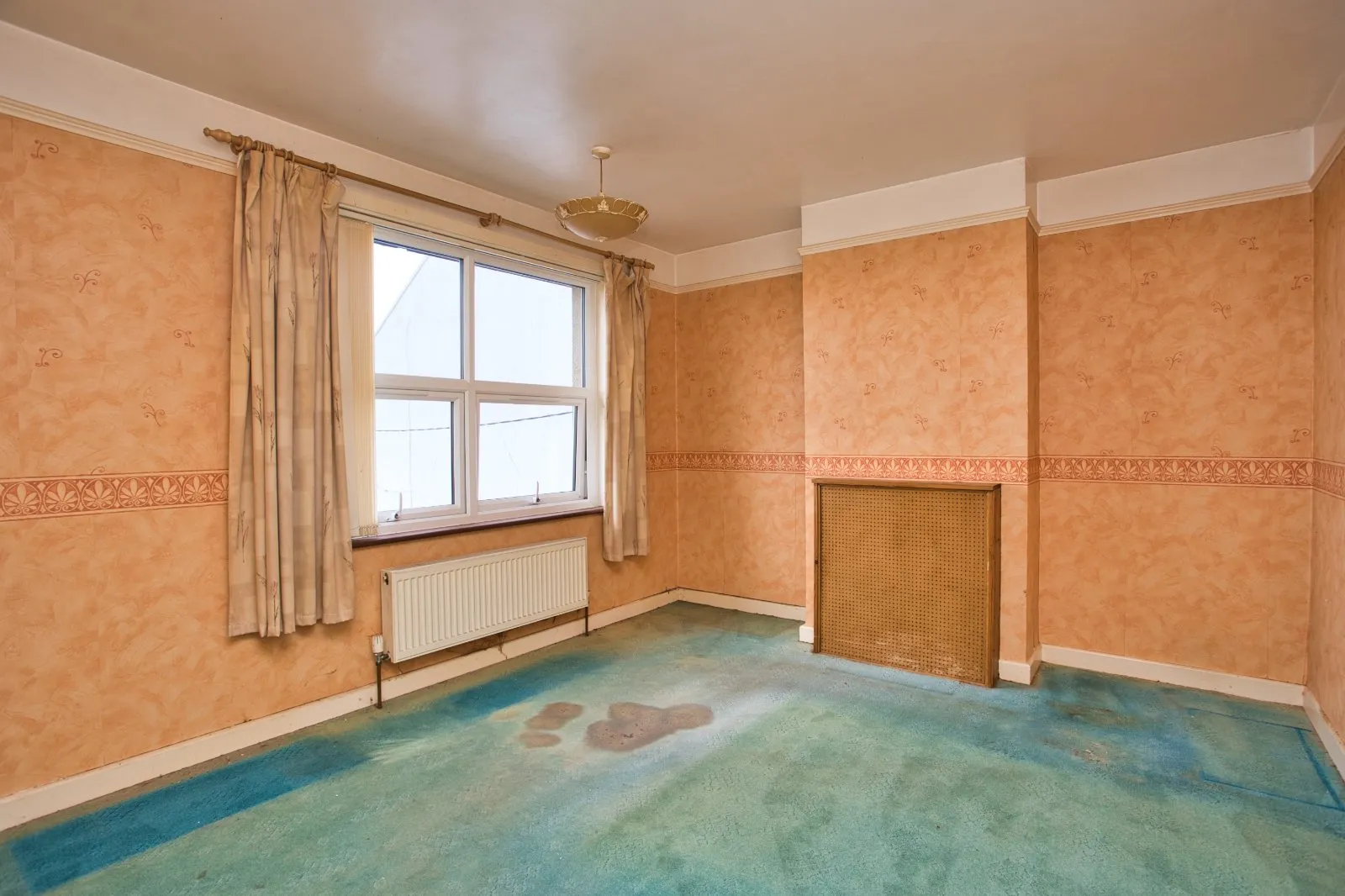 2 bed Semi-Detached