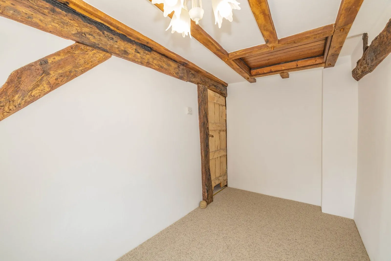 2 bed Semi-Detached