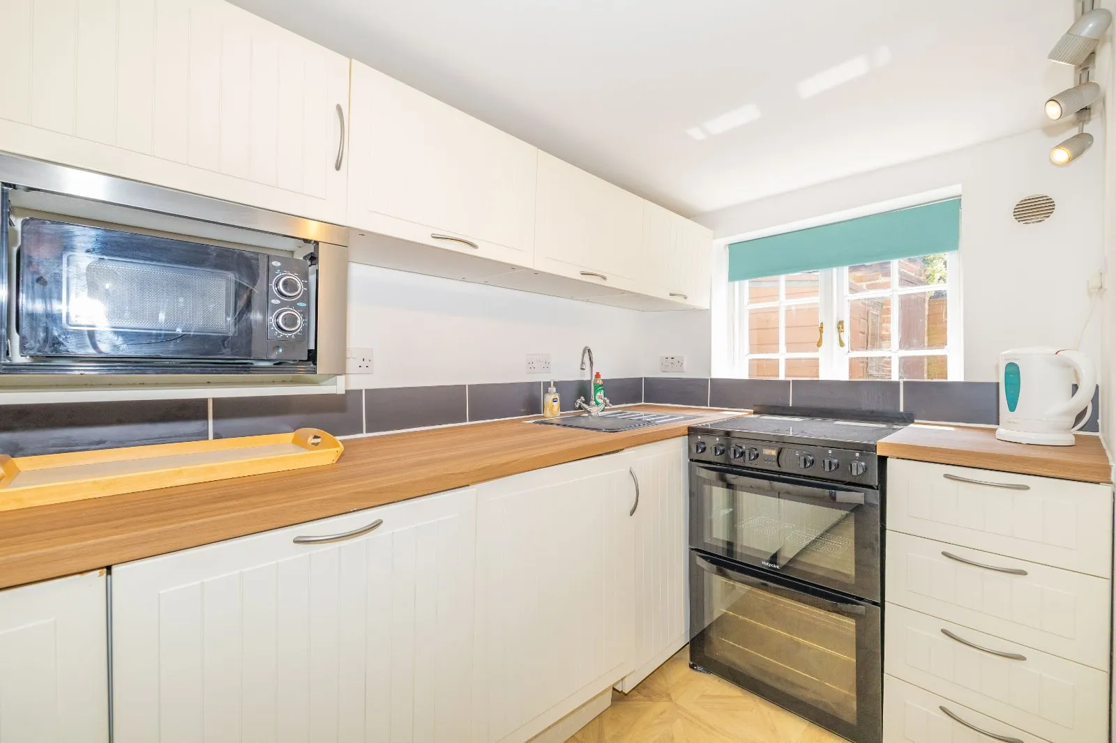 2 bed Semi-Detached
