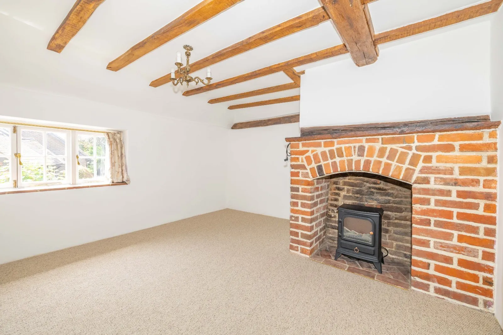 2 bed Semi-Detached