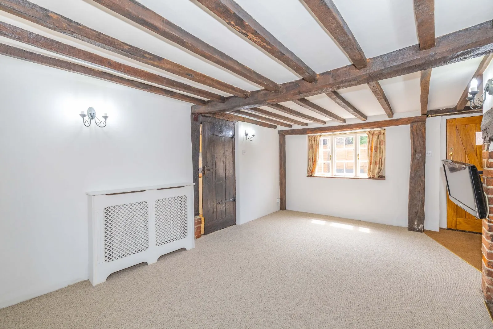 2 bed Semi-Detached
