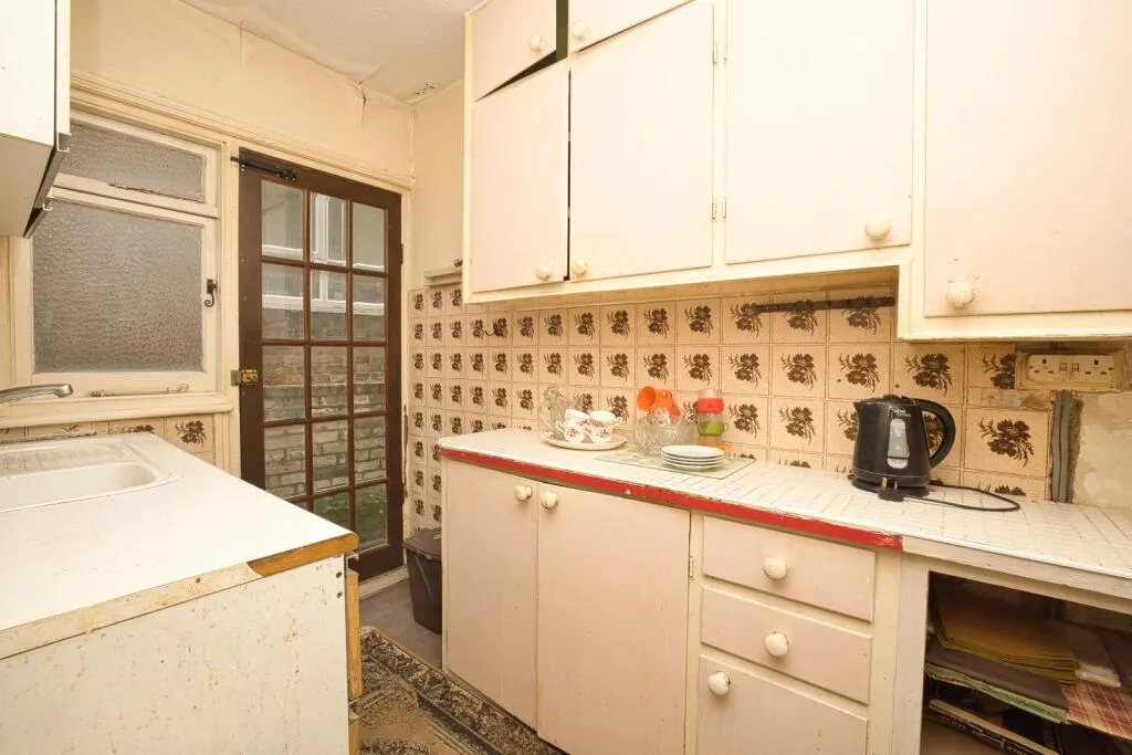 4 bed Semi-Detached