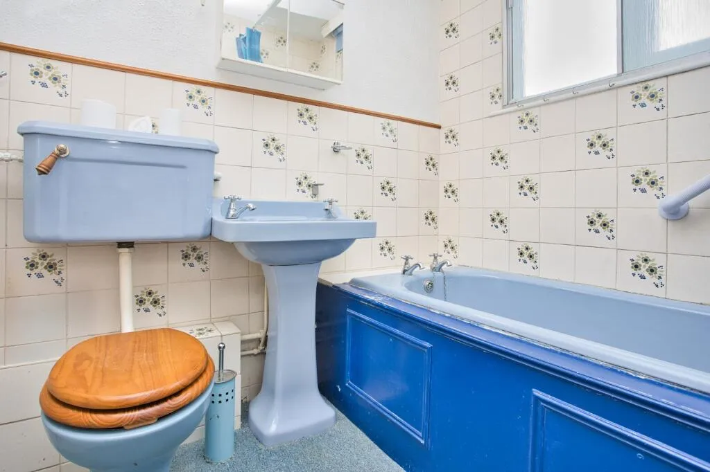 3 bed Semi-Detached