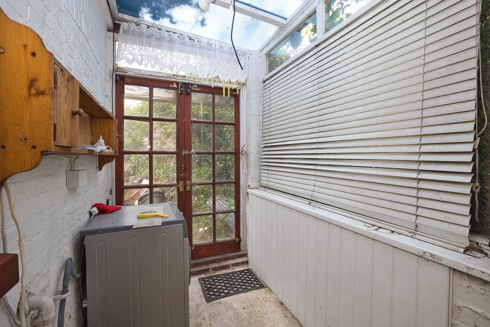 4 bed Semi-Detached