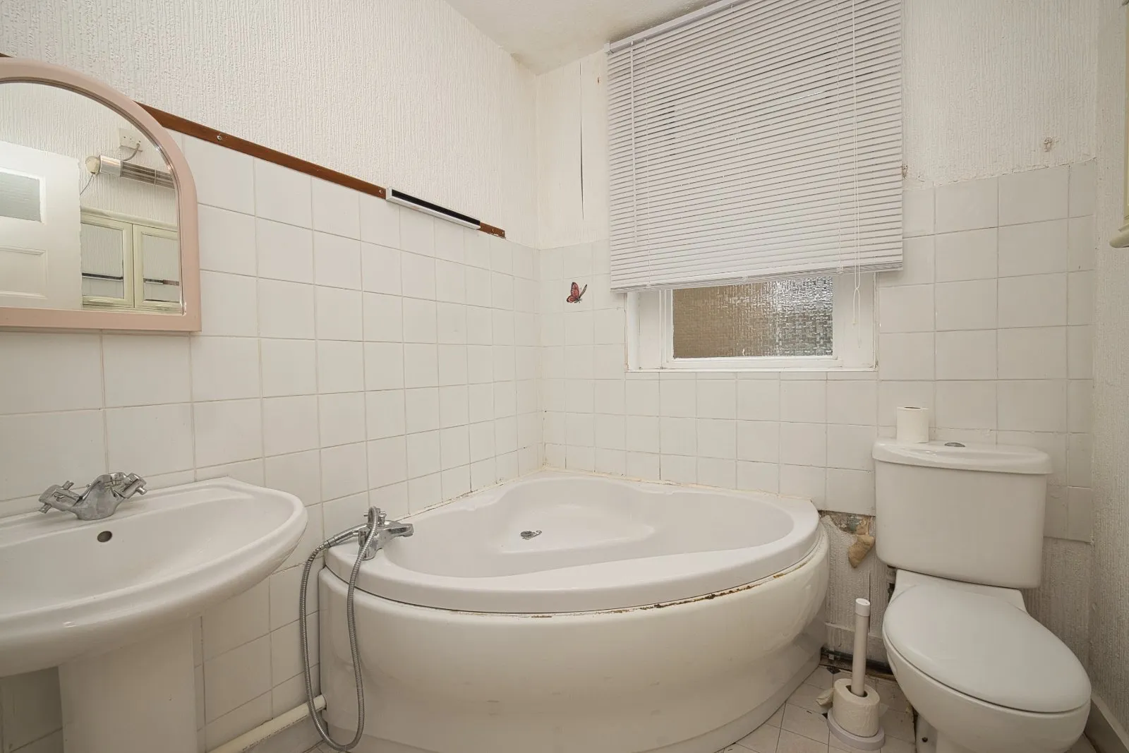 4 bed Semi-Detached