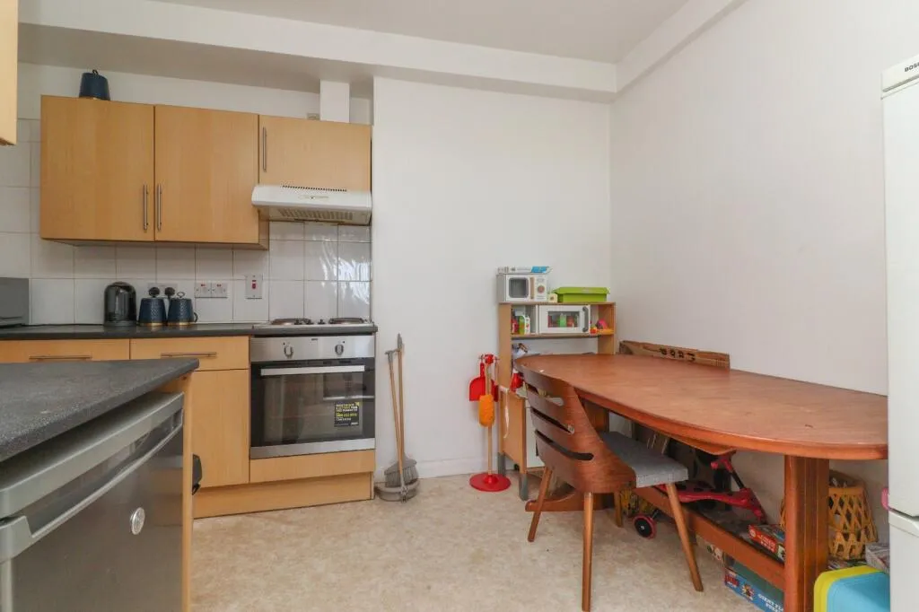 2 bed Apartment