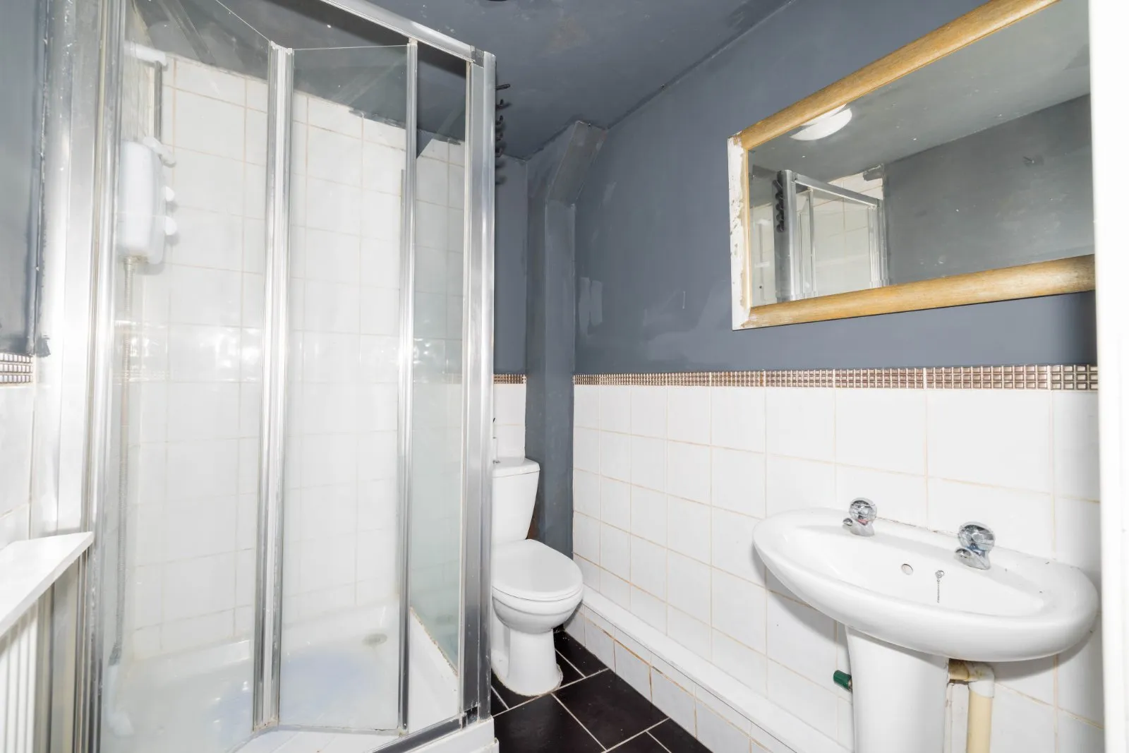 2 bed Detached