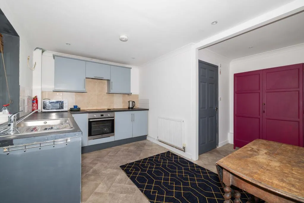 2 bed Detached