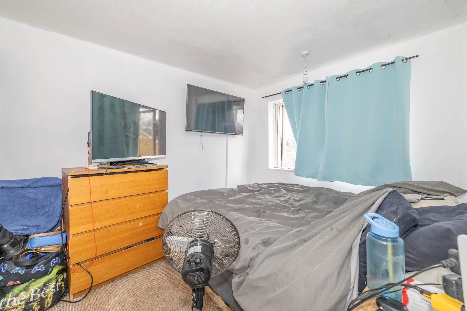 3 bed Terraced