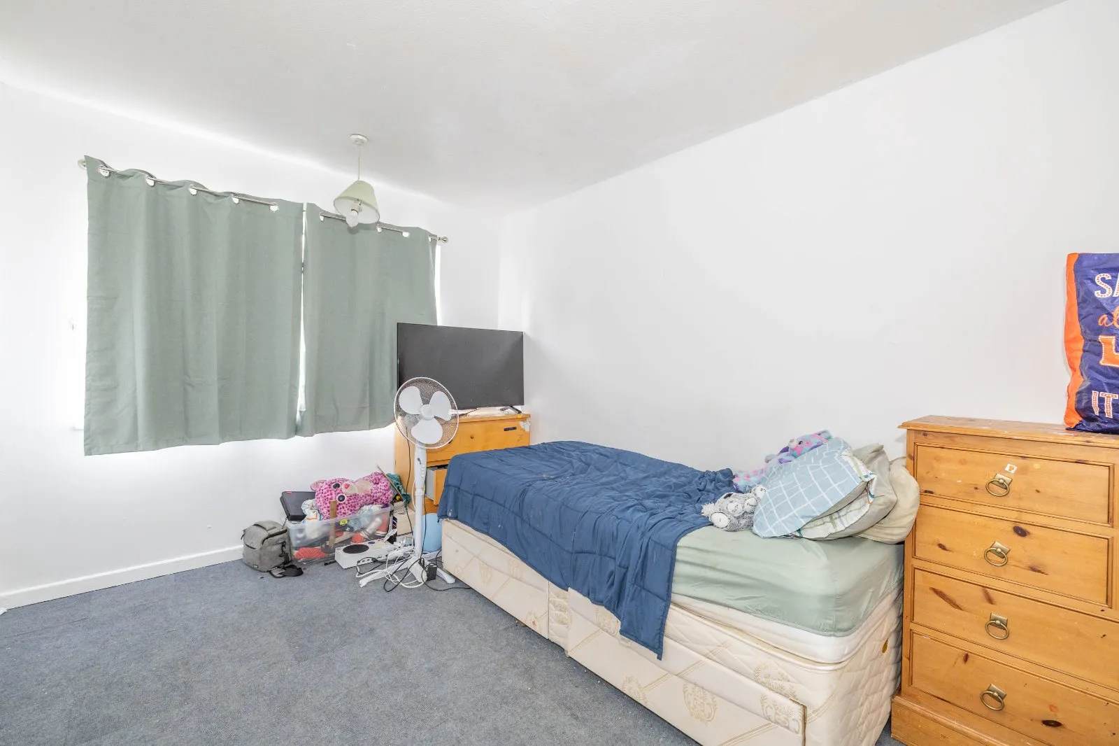 3 bed Terraced
