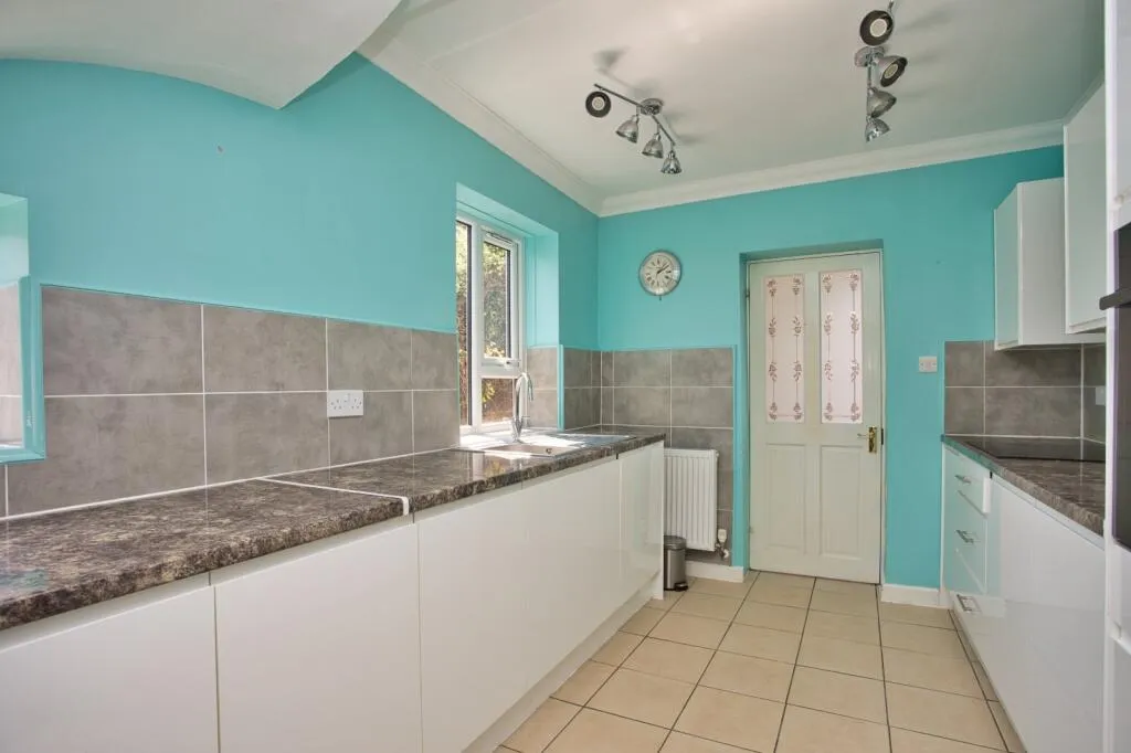 3 bed Semi-Detached