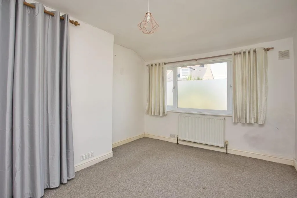 3 bed Semi-Detached
