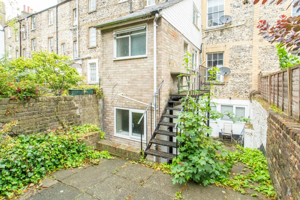 1 bed Apartment
