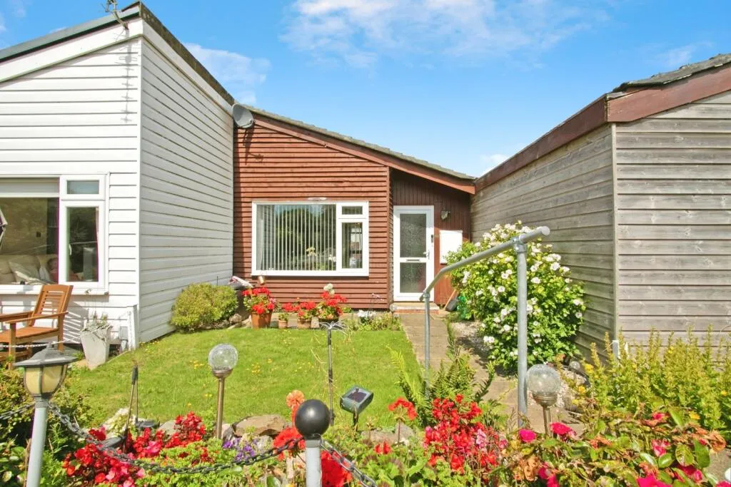 1 bed Terraced Bungalow