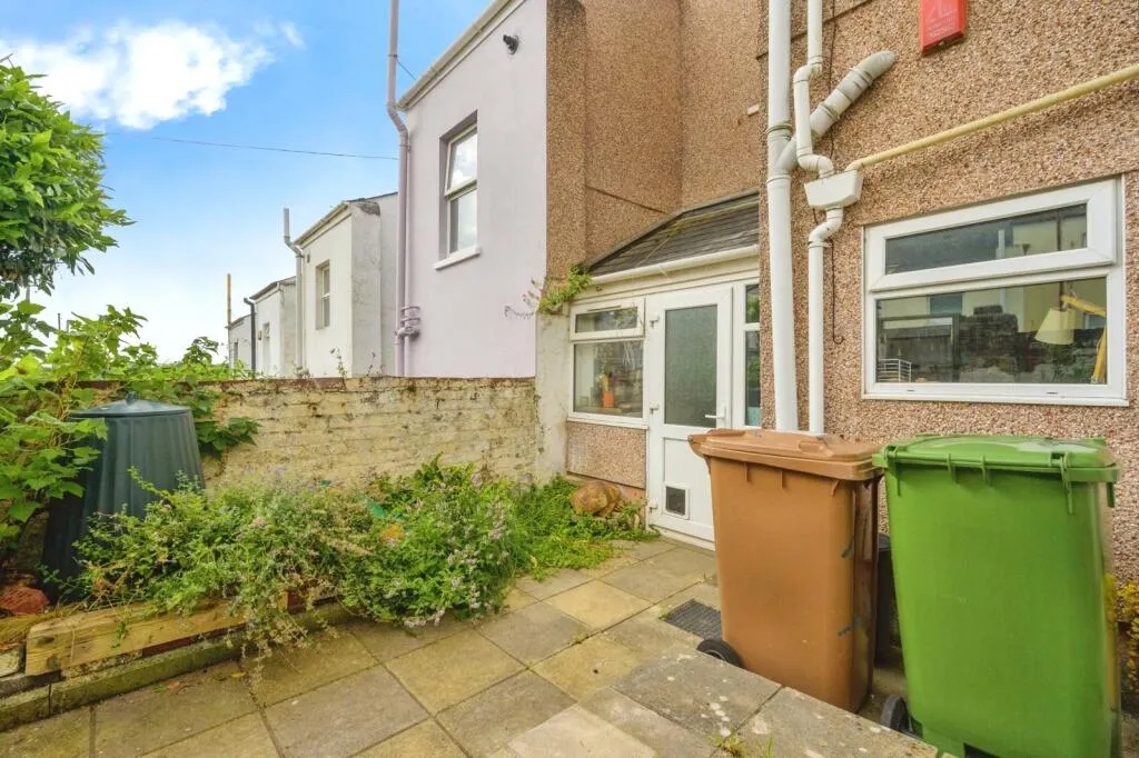 3 bed Terraced