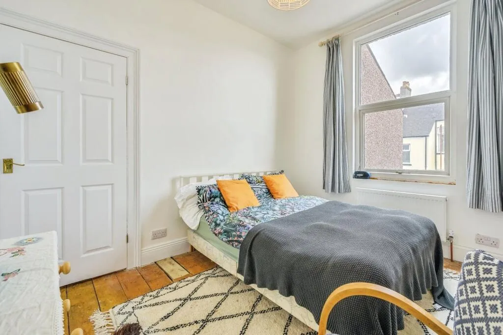 3 bed Terraced