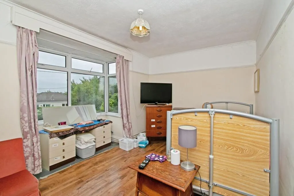 4 bed Detached