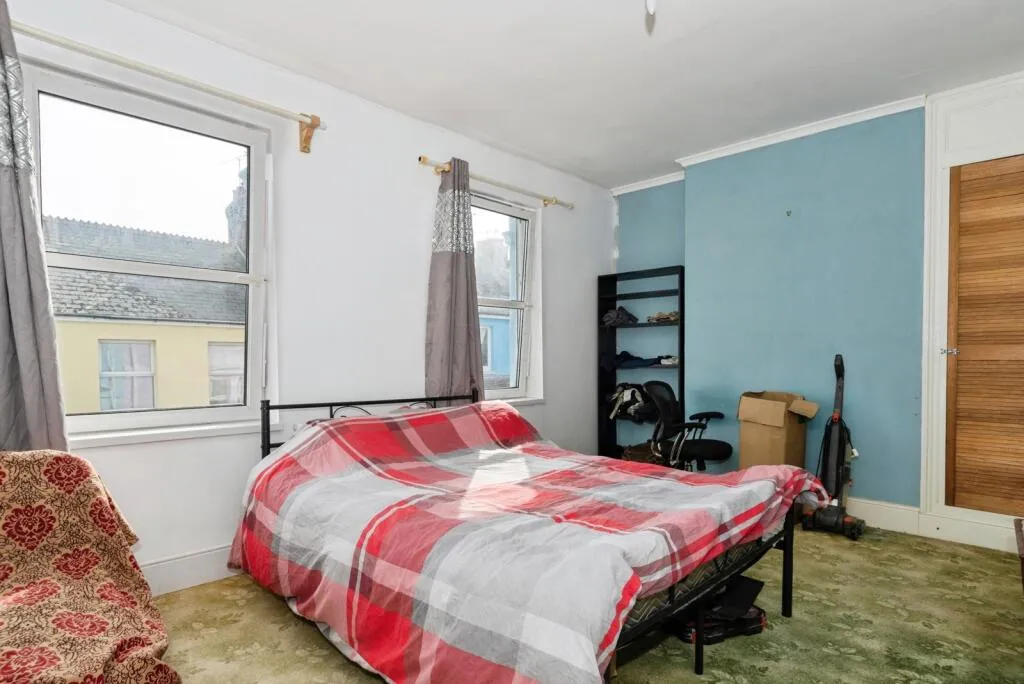 2 bed Semi-Detached