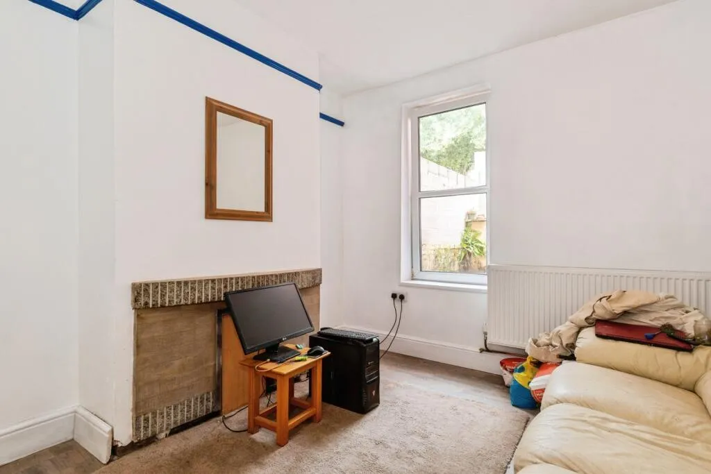 2 bed Semi-Detached