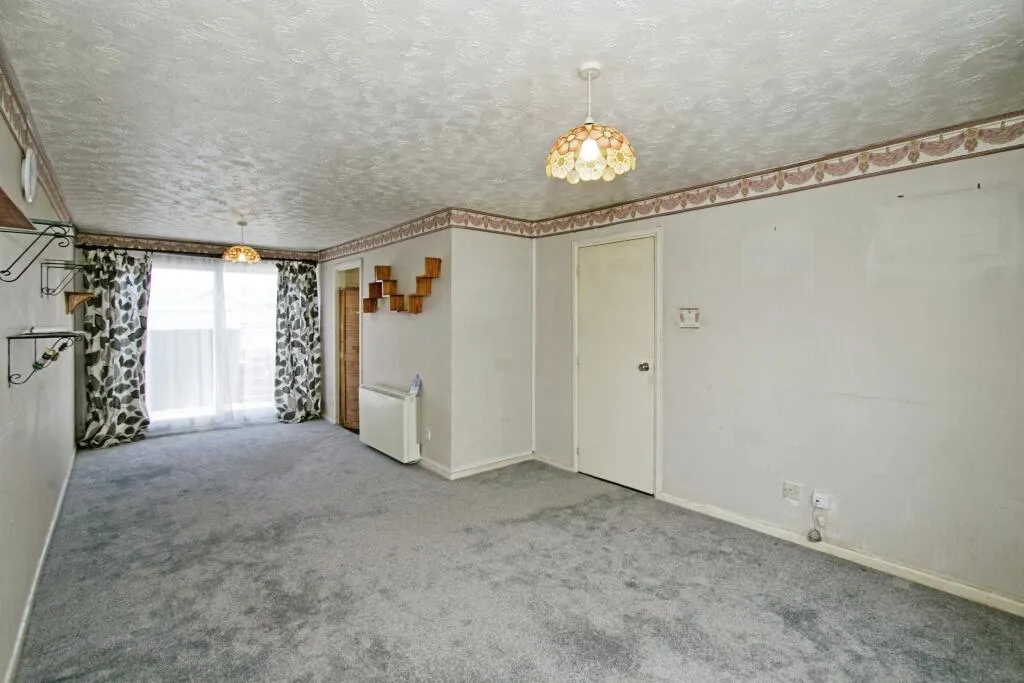3 bed Terraced