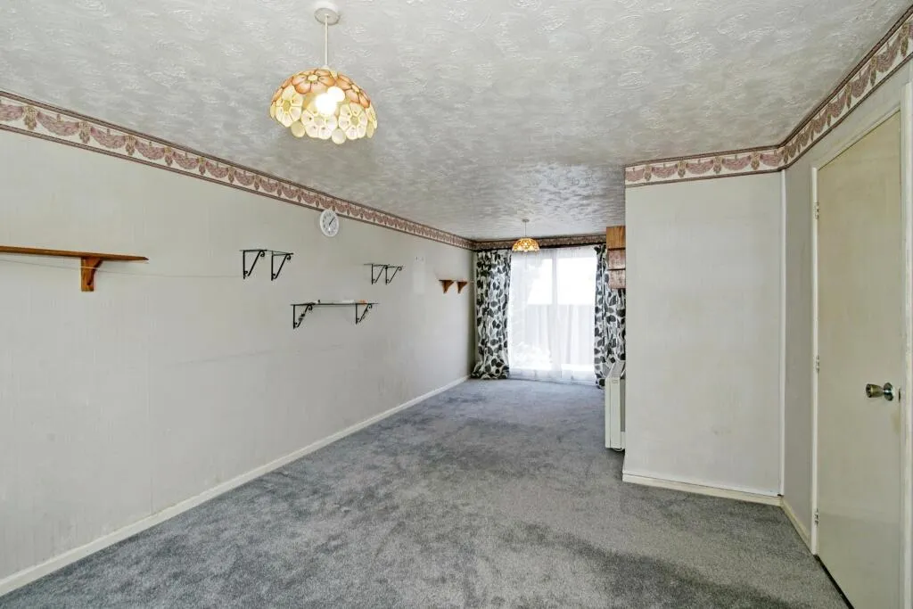 3 bed Terraced