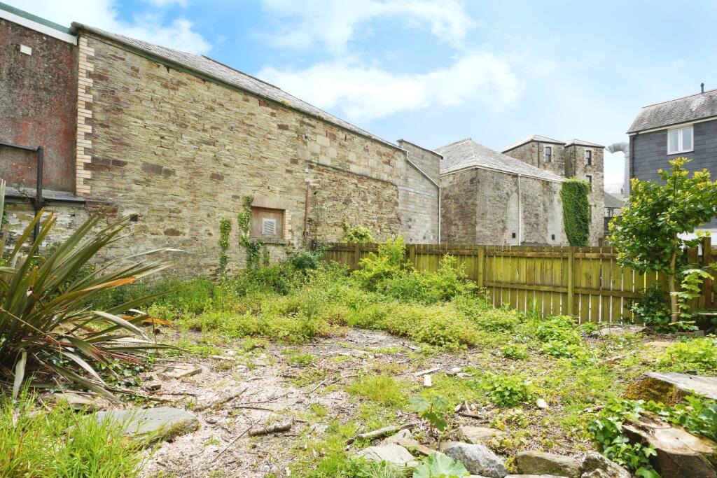 2 bed Apartment