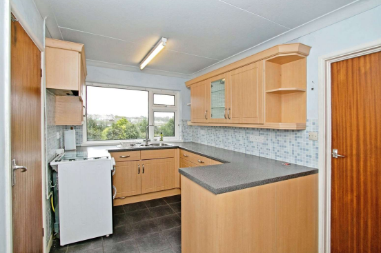 4 bed Detached
