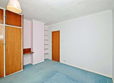 4 bed Detached