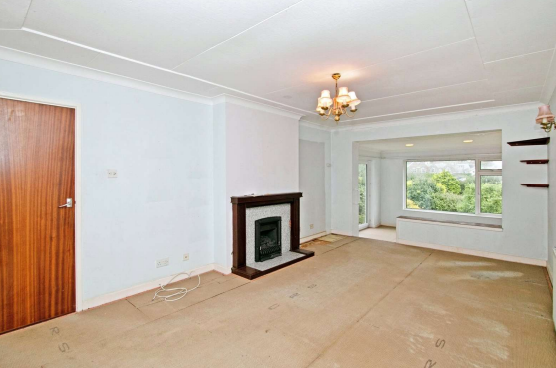4 bed Detached