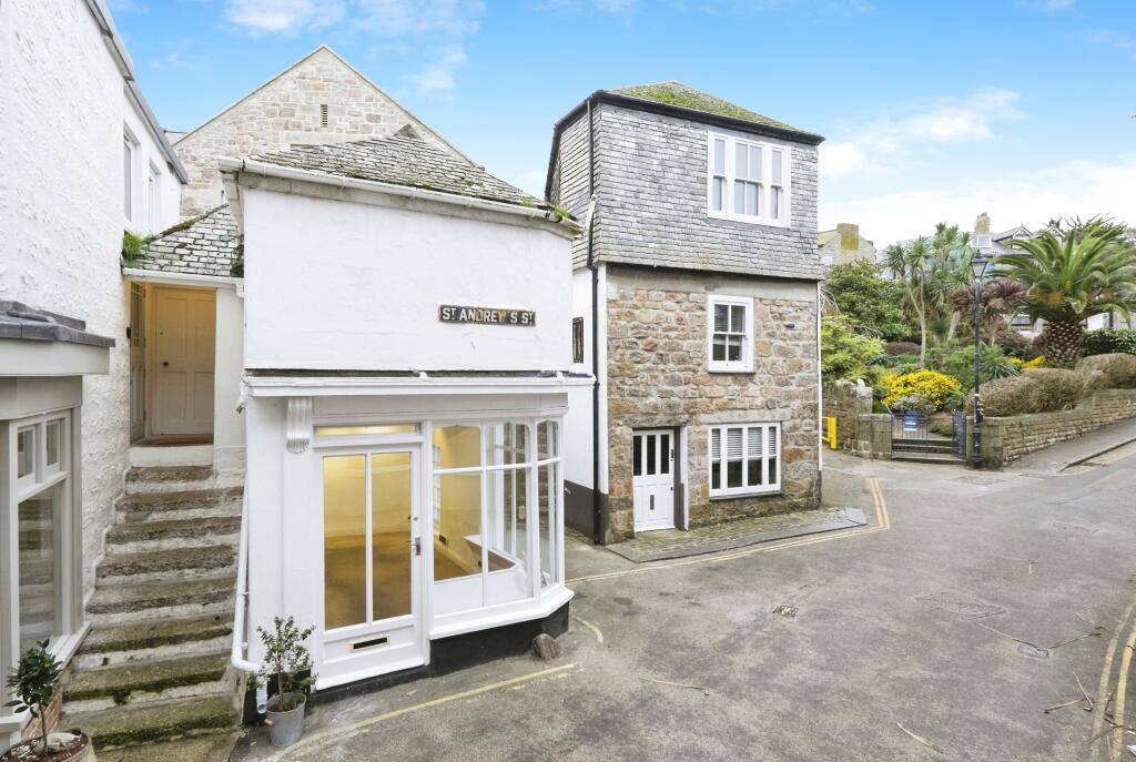 1 bed Convenience Store