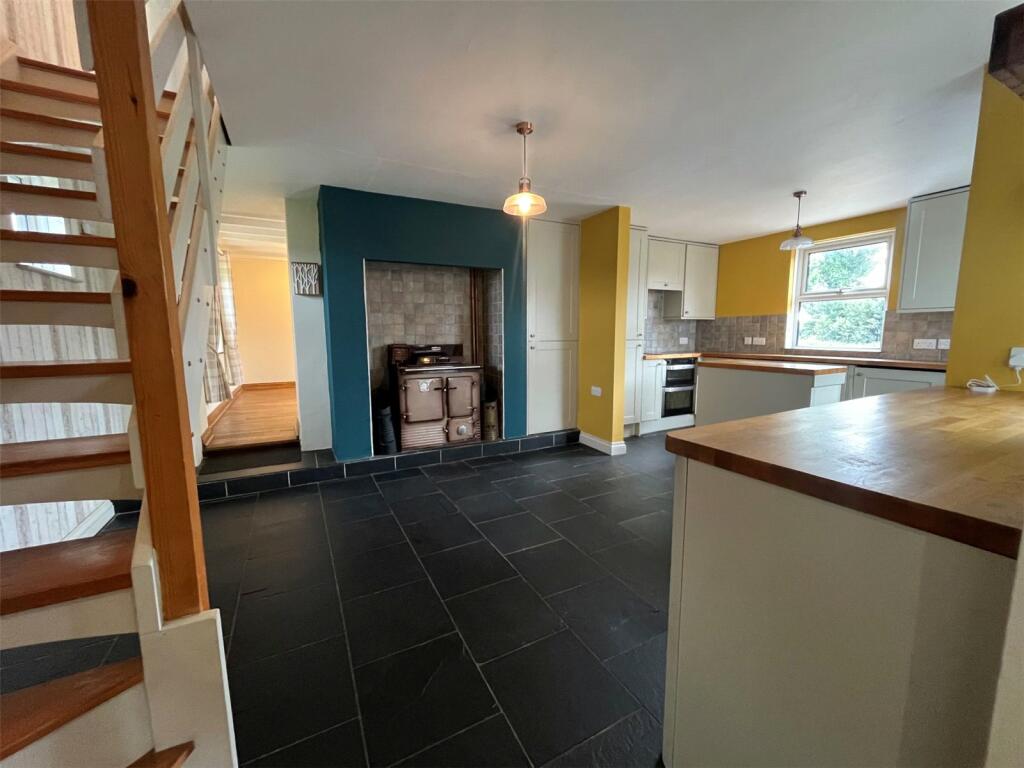 4 bed Character Property