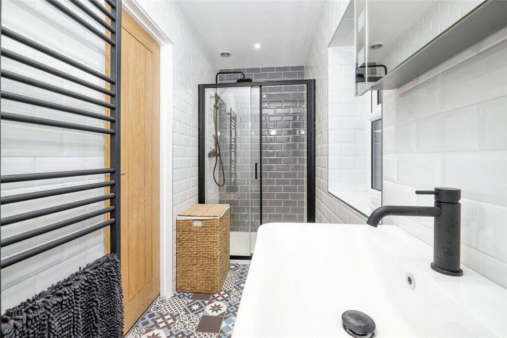 4 bed Character Property