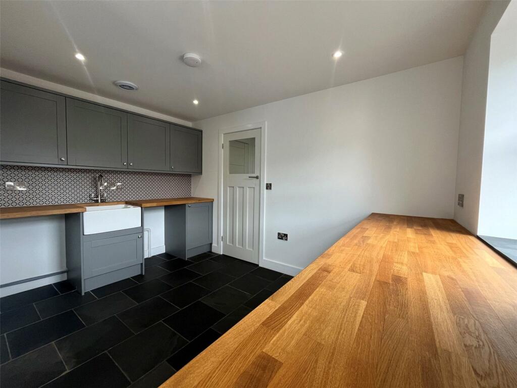 4 bed Character Property