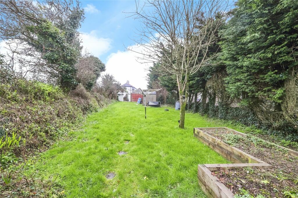 4 bed Character Property