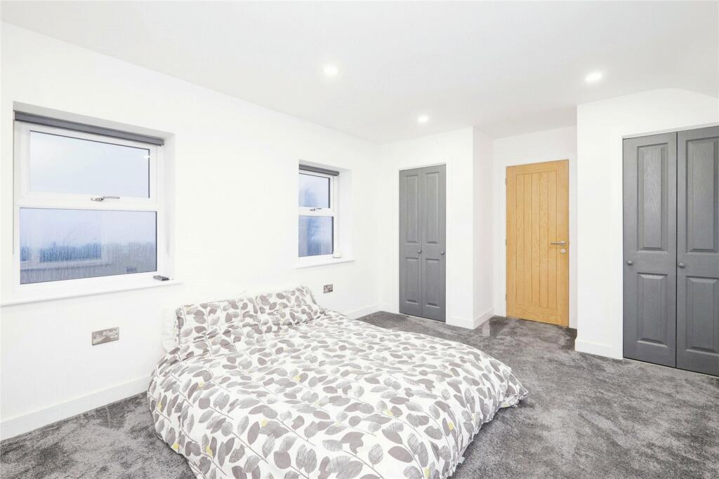4 bed Character Property