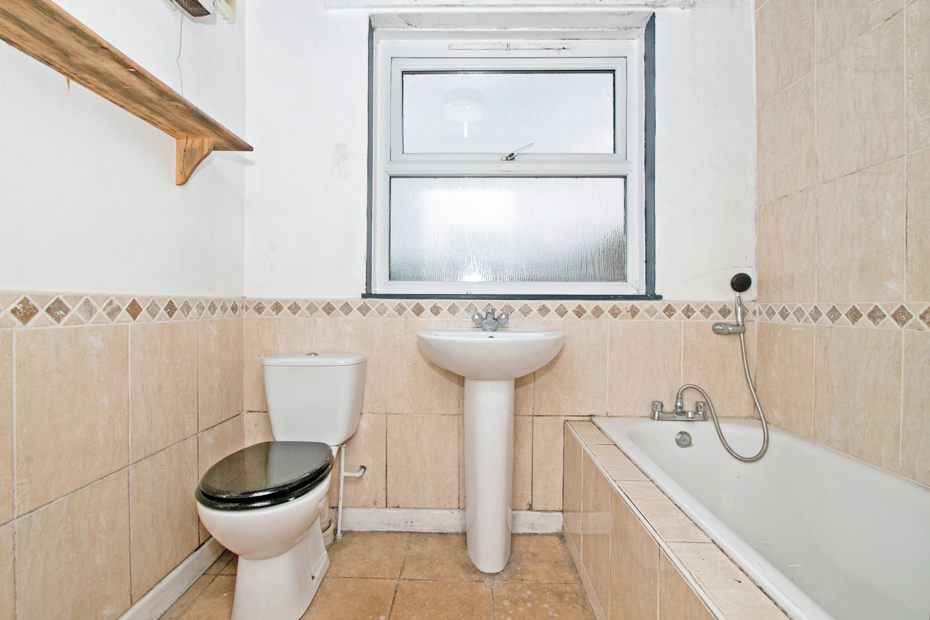 2 bed Semi-Detached