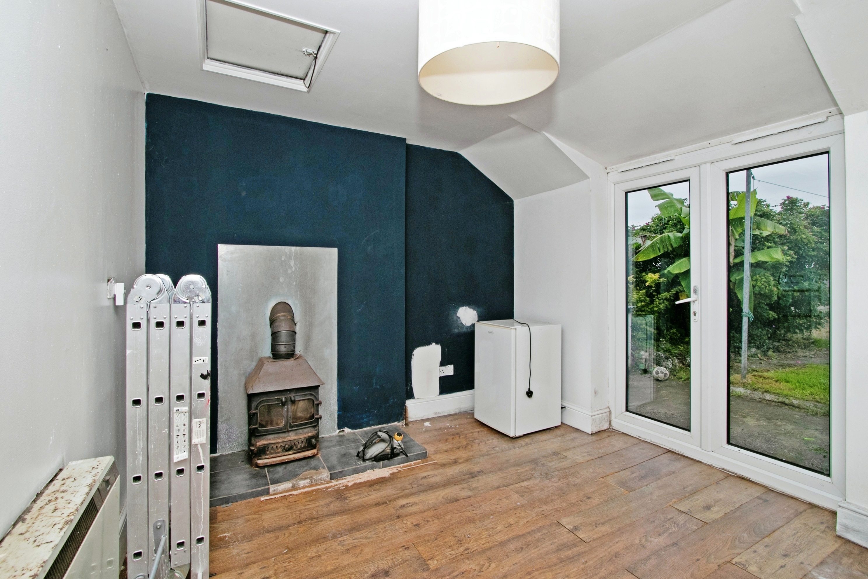 2 bed Semi-Detached