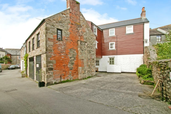 1 bed Apartment
