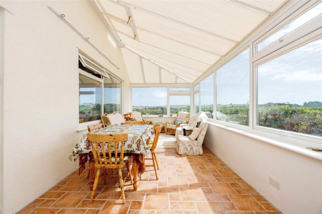 2 bed Detached Bungalow