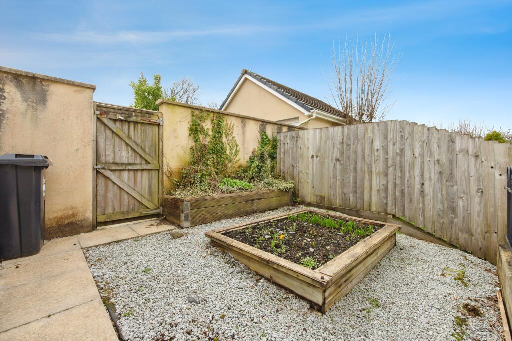 3 bed Semi-Detached